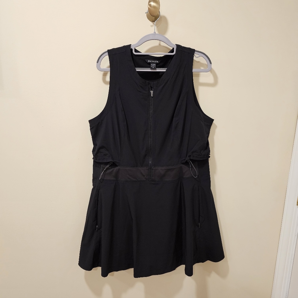 Athleta Venture Out Dress in Black - Picture 13 of 16